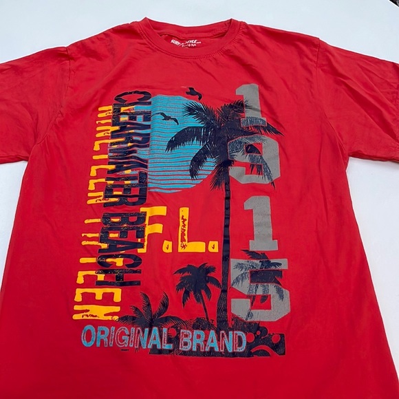 Clearwater Beach Unisex Tee - Picture 1 of 9
